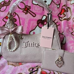 Juicy Couture purse and matching wallet. (Charm included)